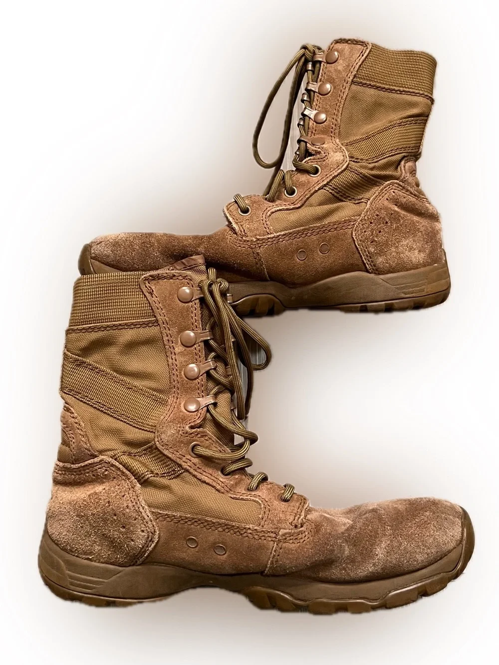Belleville Tactical Research Minimalist Combat Boot Size 7W suede tan leather